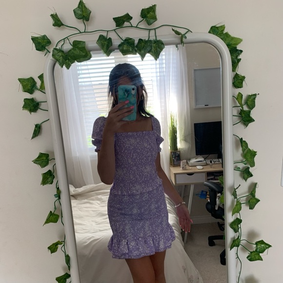 Purple and White Floral Set 💜🤍 - Picture 3 of 3